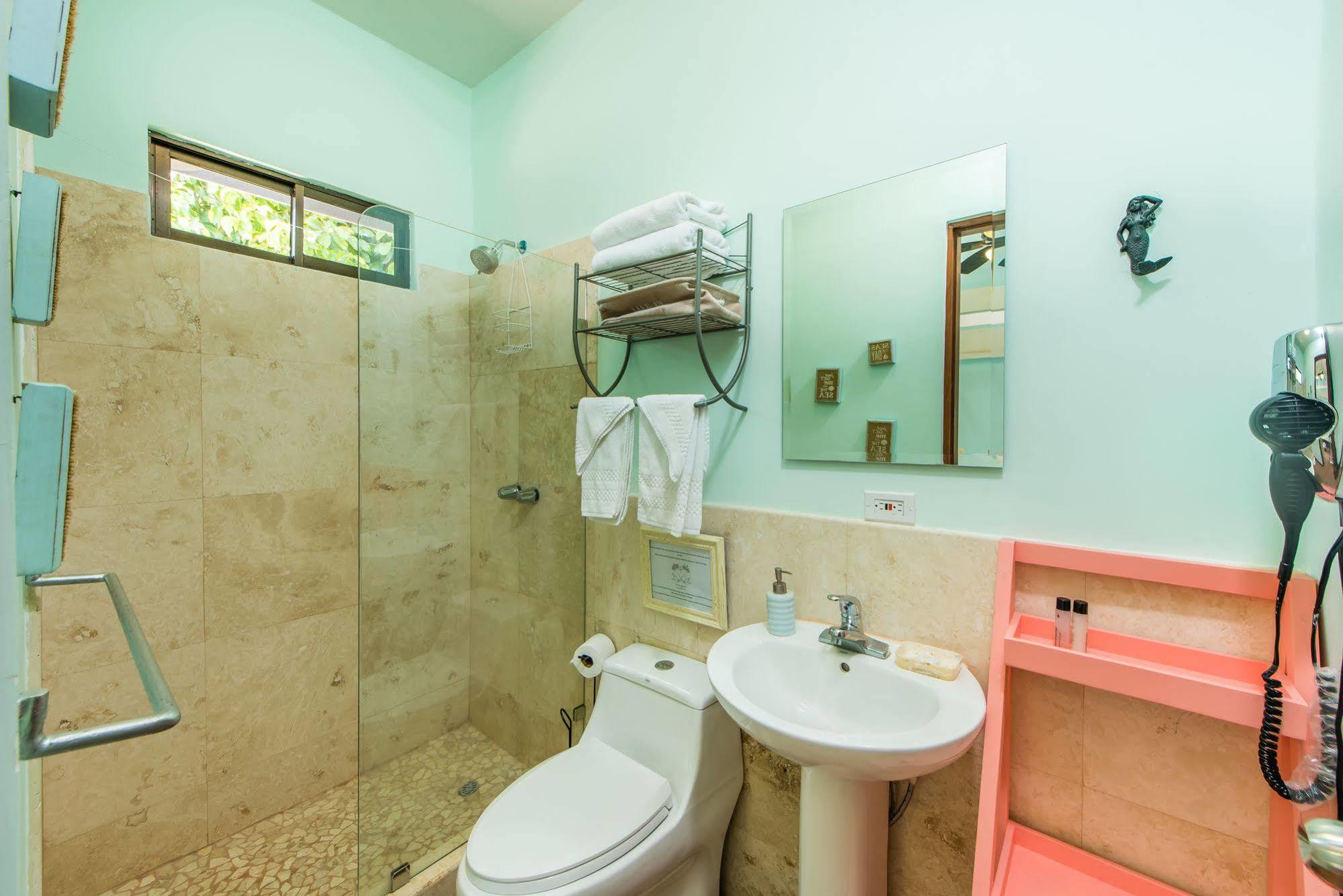 Sirena Serena B&B And Retreat Tamarindo Exterior photo