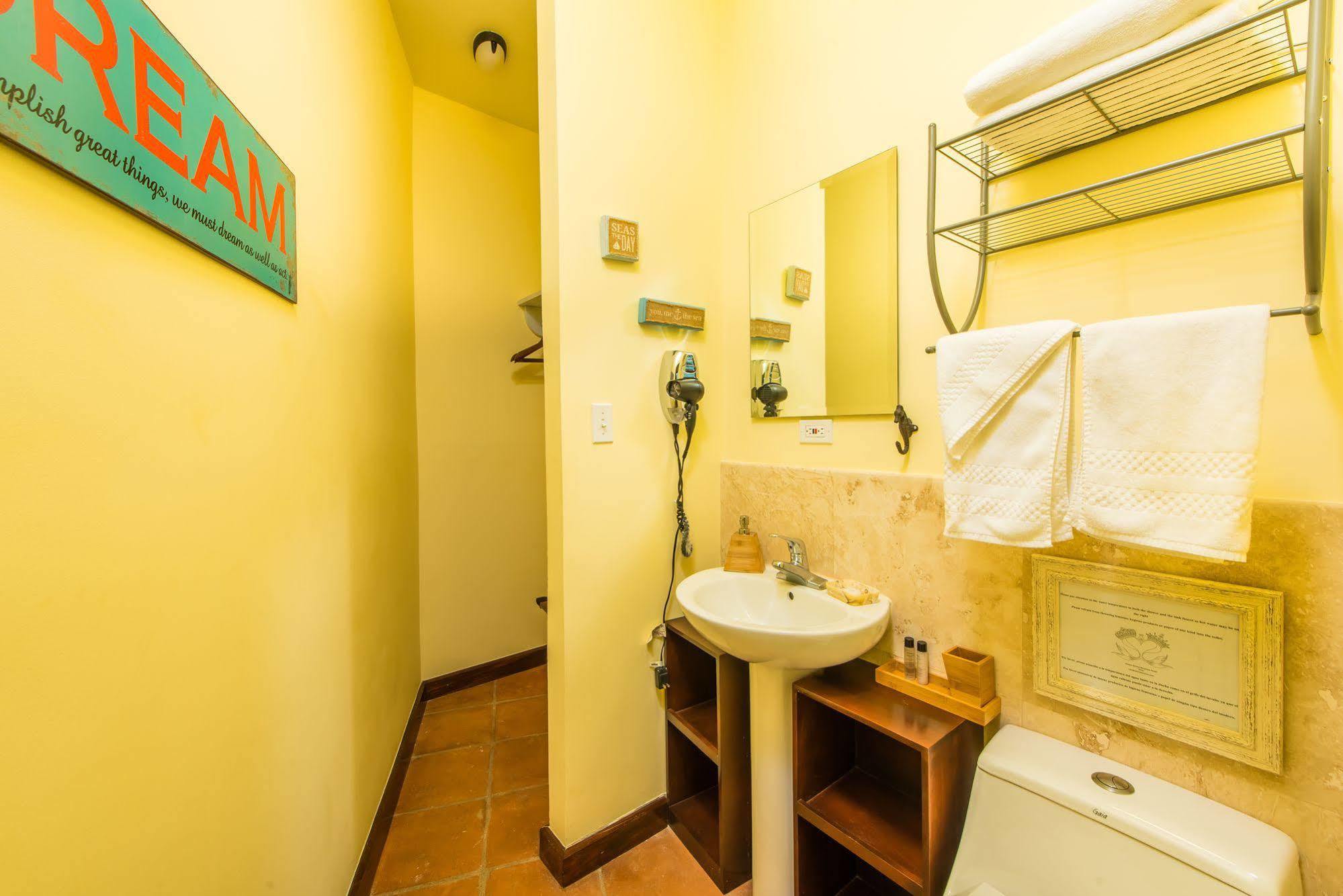 Sirena Serena B&B And Retreat Tamarindo Exterior photo